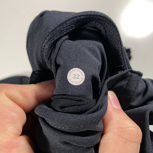 M5968S - Lululemon ABC Pant Classic Warpstreme Obsidian men's size 32x33 - Picture 5 of 9